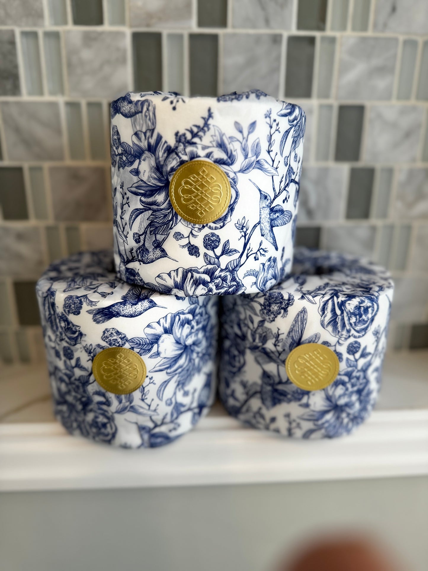 Hummingbird Blue Bathroom Toilet Tissue Gift Set