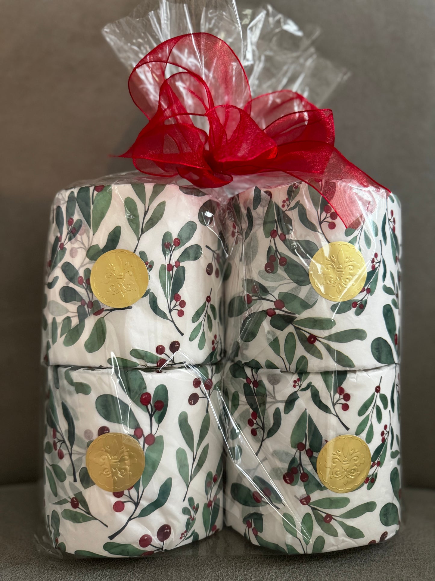 Mistletoe & Berries Bathroom Toilet Tissue